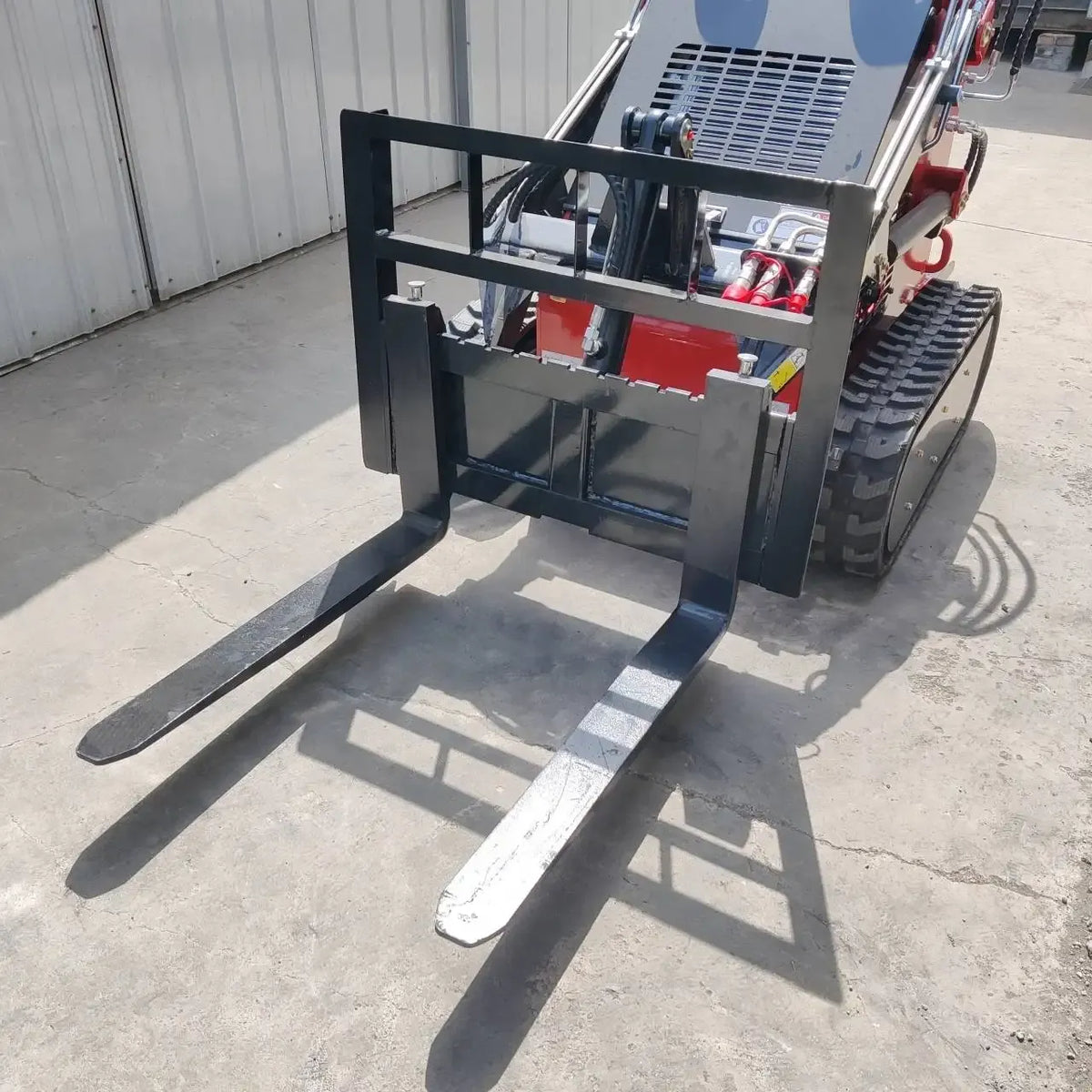 Heavy-Duty Skid Steer Pallet Fork Attachment – Industrial Cargo & Material Handler image 2