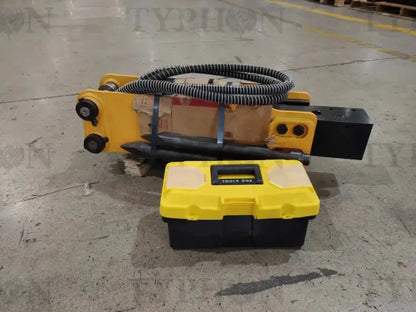 Heavy-Duty Top-Mount Hydraulic Breaker Hammer – For 2.5-Ton Mini Excavators image 3