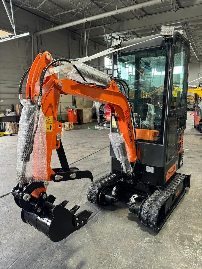 1-Ton Mini Cabin Excavator – 13.5HP Briggs & Stratton Engine 2116 lbs Closed Cab Digger (AGT Industrial) image 4