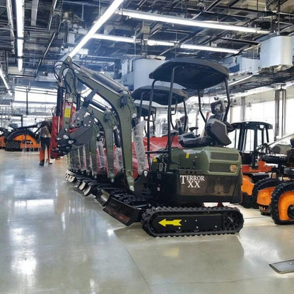 TYPHON TERROR XX Heavy-Duty Mini Excavator – 4000 lbs Green Edition Rubber Track Digger with Kubota D902 Diesel image 3