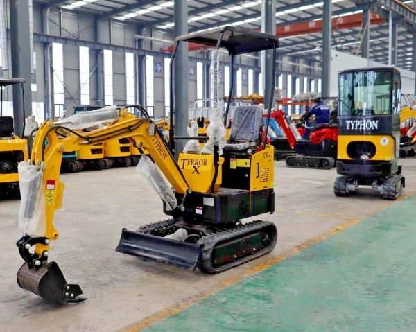 1-Ton Mini Small Excavator – 13.5HP Briggs & Stratton Gasoline Engine EPA-Certified Micro Crawler Digger image 7