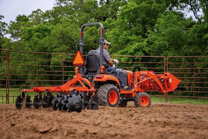 2022 Kubota BX Series BX2680 Sub-Compact Tractor image 1