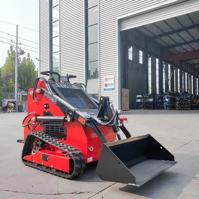 TYPHON STOMP 507 Mini Skid Steer Loader – 1,760 lbs, 13.5 HP Gas EPA Engine image 1