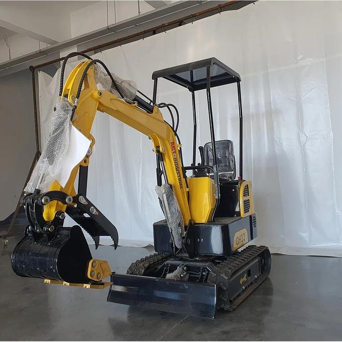 1-Ton Mini Small Excavator – 13.5HP Briggs & Stratton Gasoline Engine Micro Crawler Digger (AGT Industrial) image 2